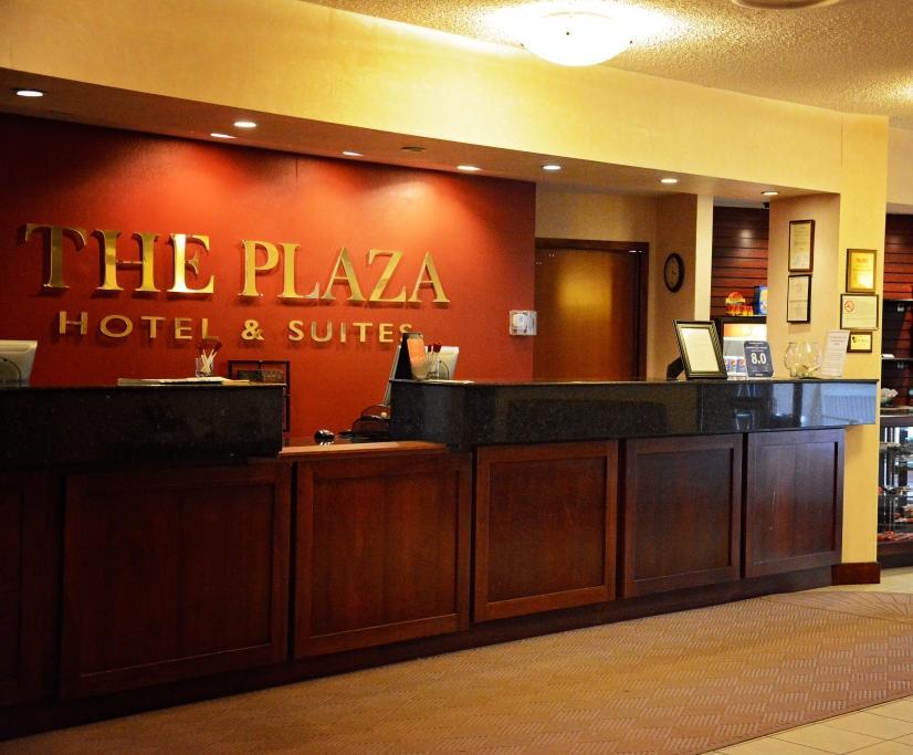 Plaza Hotel & Suites - โอแคลร์ ภายนอก รูปภาพ